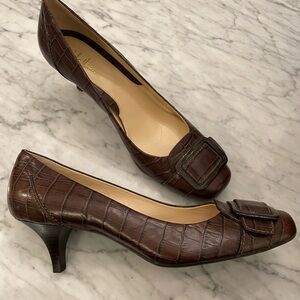 Cole Haan Brown Leather Kitten Heels
